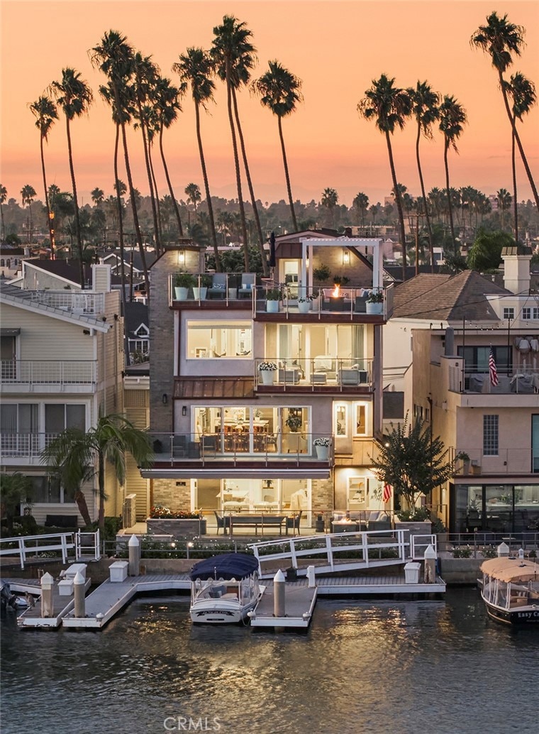 For Sale $10,355,000