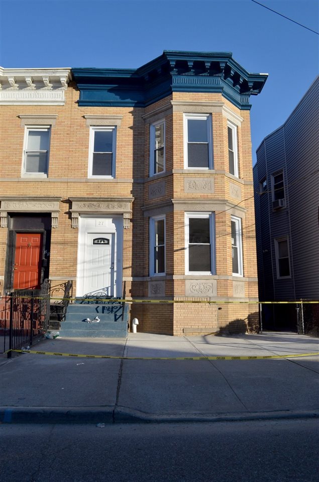 27 Bergen Ave unit 1, Jersey City, NJ 07305 - photo 1