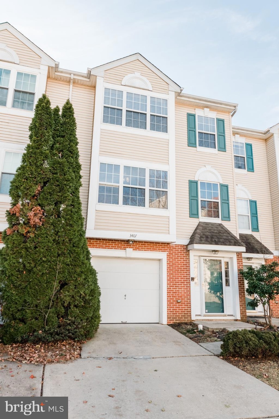 3407 Carriage Ct, North Wales, PA 19454 - photo 1