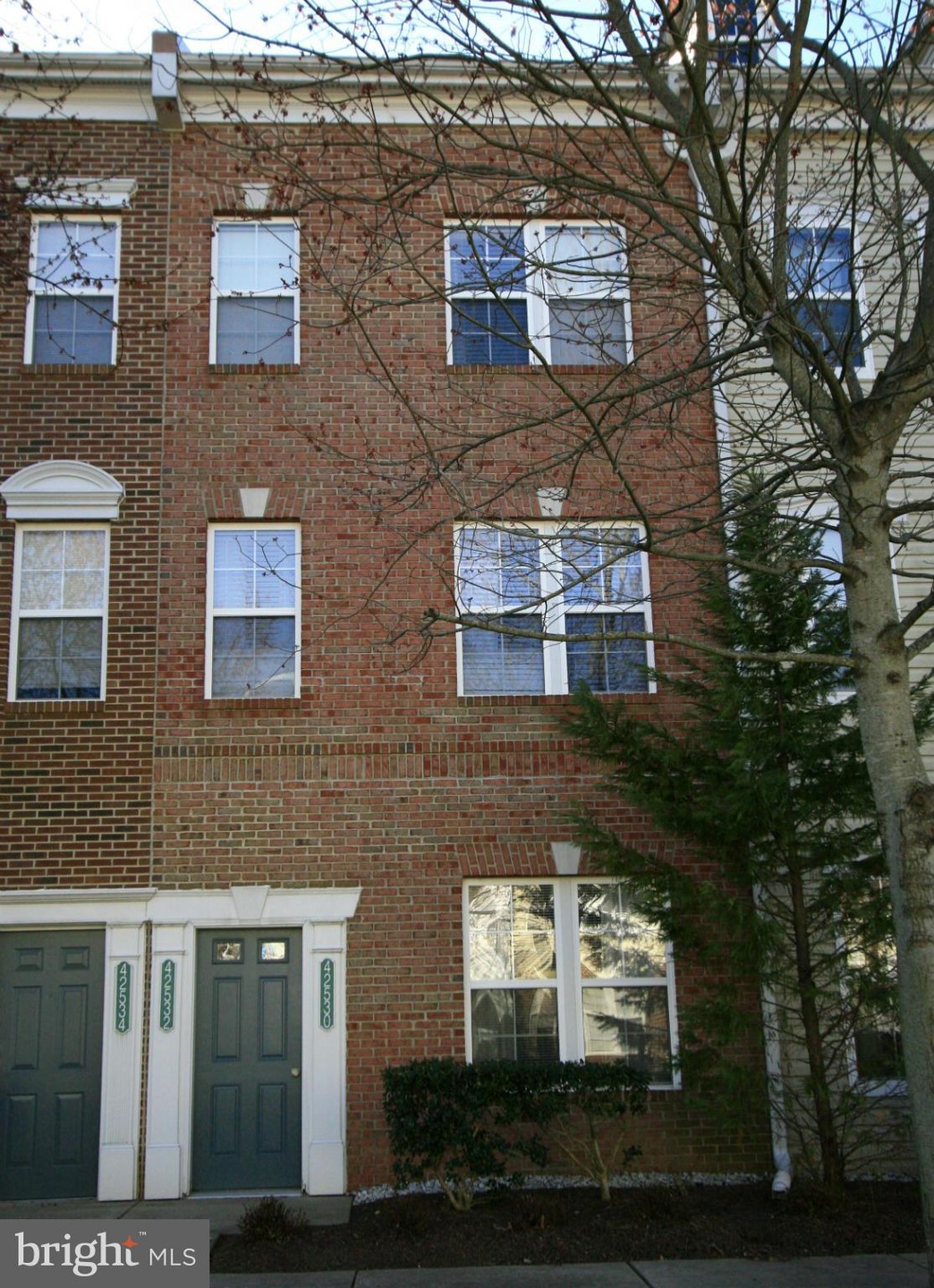 42530 Mayflower Terrace unit 42530, Ashburn, VA 20148 - photo 1