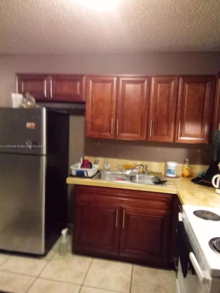 New kitchen cabinets