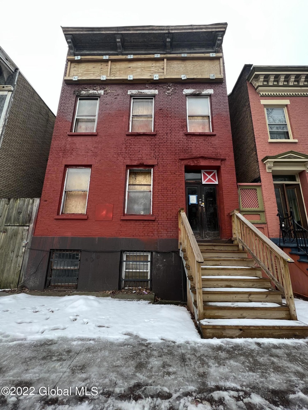 346 Madison Ave, Albany, NY 12210 - photo 1