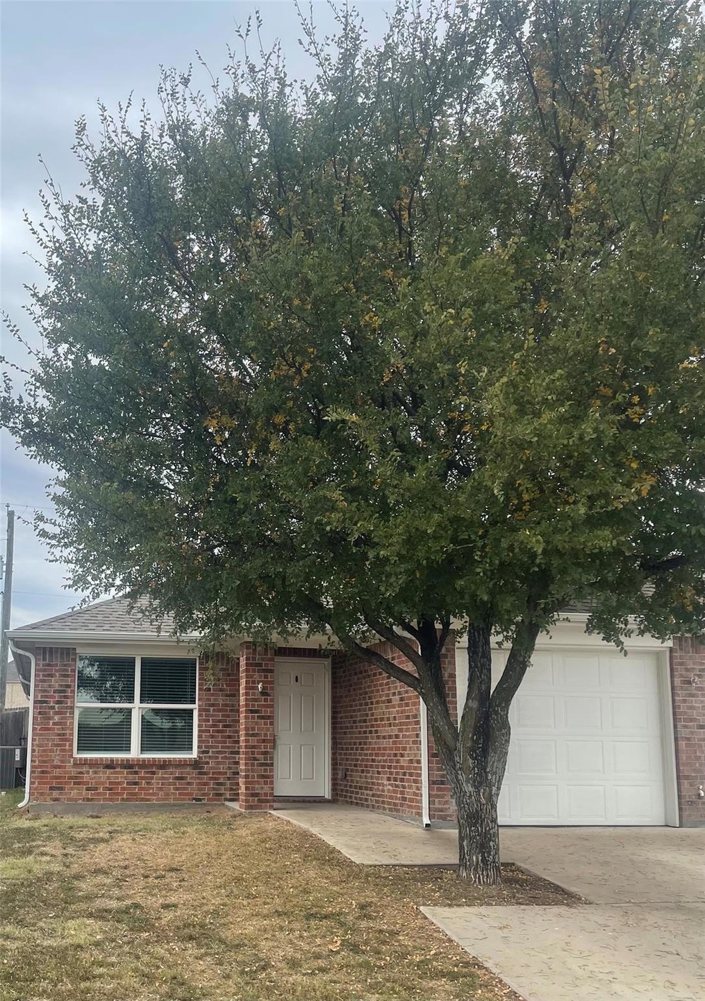 2907 Cardinal Dr unit A, Ennis, TX 75119 - photo 1