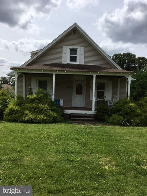 7423 Bay Front Rd, Baltimore, MD 21219 - photo 1