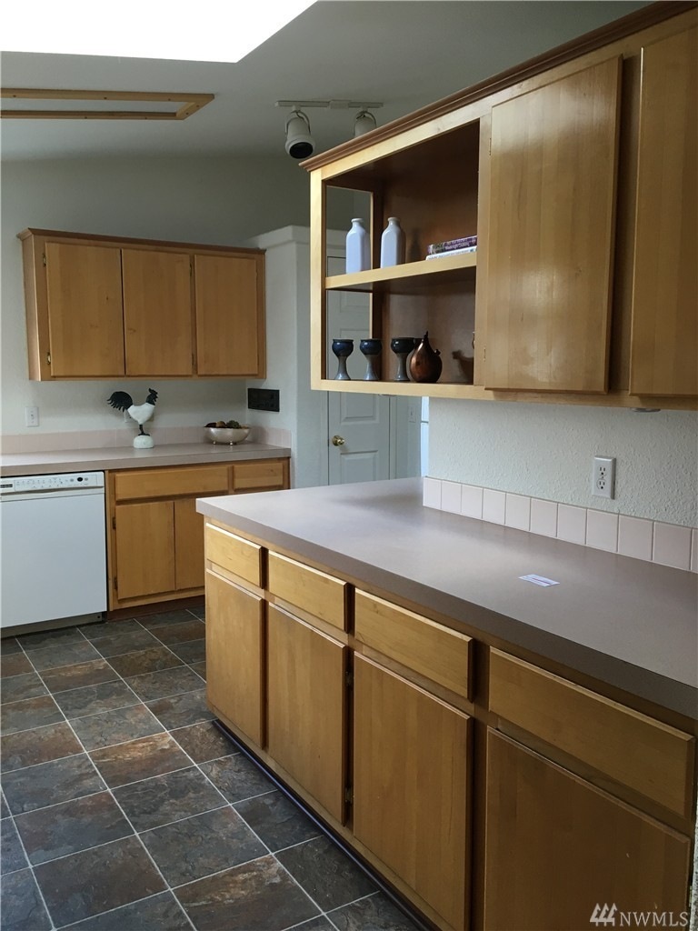 500 Grand Fir Dr, Enumclaw, WA 98022 - photo 1