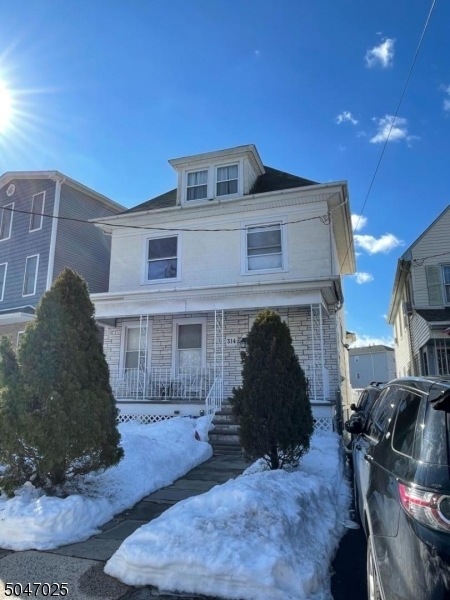 314 Chilton St, Elizabeth, NJ 07208 - photo 1