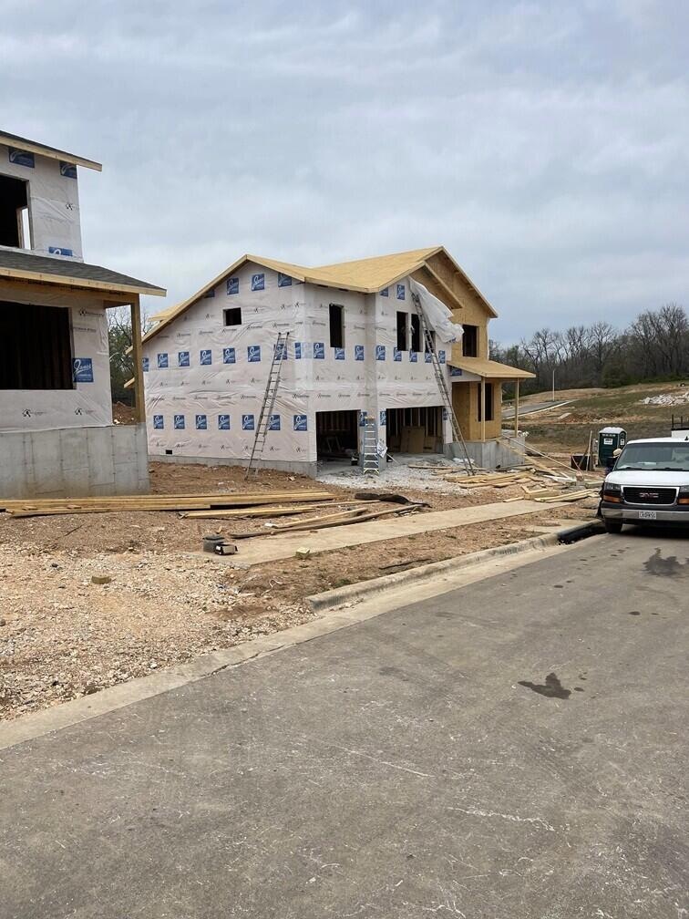 For Sale $648,000 • Co-Listing Agent