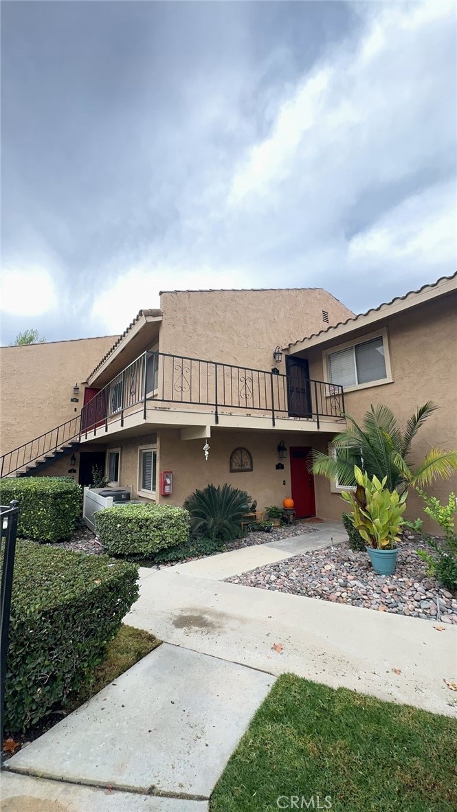 For Rent $1,900/month