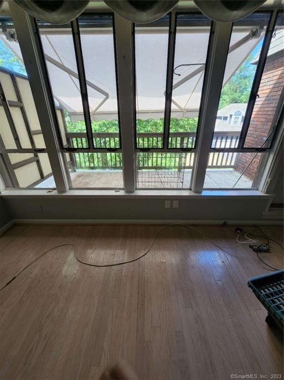 779 Prospect Ave unit 6, West Hartford, CT 06105 - photo 1