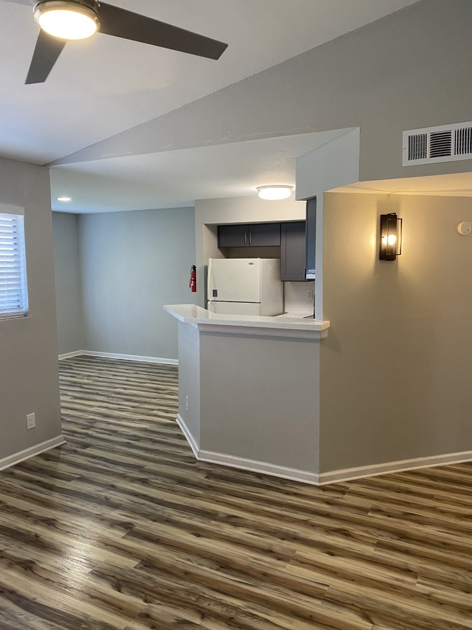 7200 T C Jester Blvd unit 4004, Houston, TX 77088 - photo 1