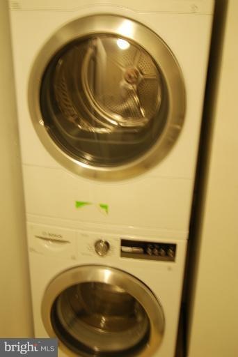 119 W Conway St unit R, Baltimore, MD 21201 - photo 1