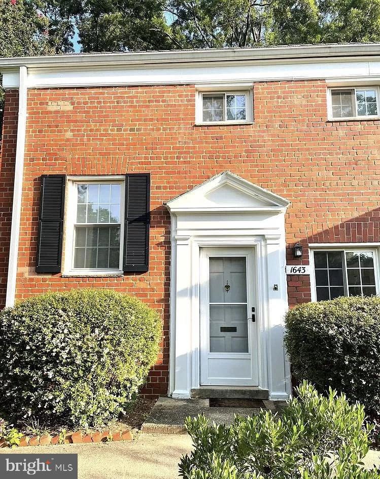 1643 Preston Rd, Alexandria, VA 22302 - photo 1