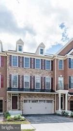 25047 Cambridge Hill Terrace, Chantilly, VA 20152 - photo 1