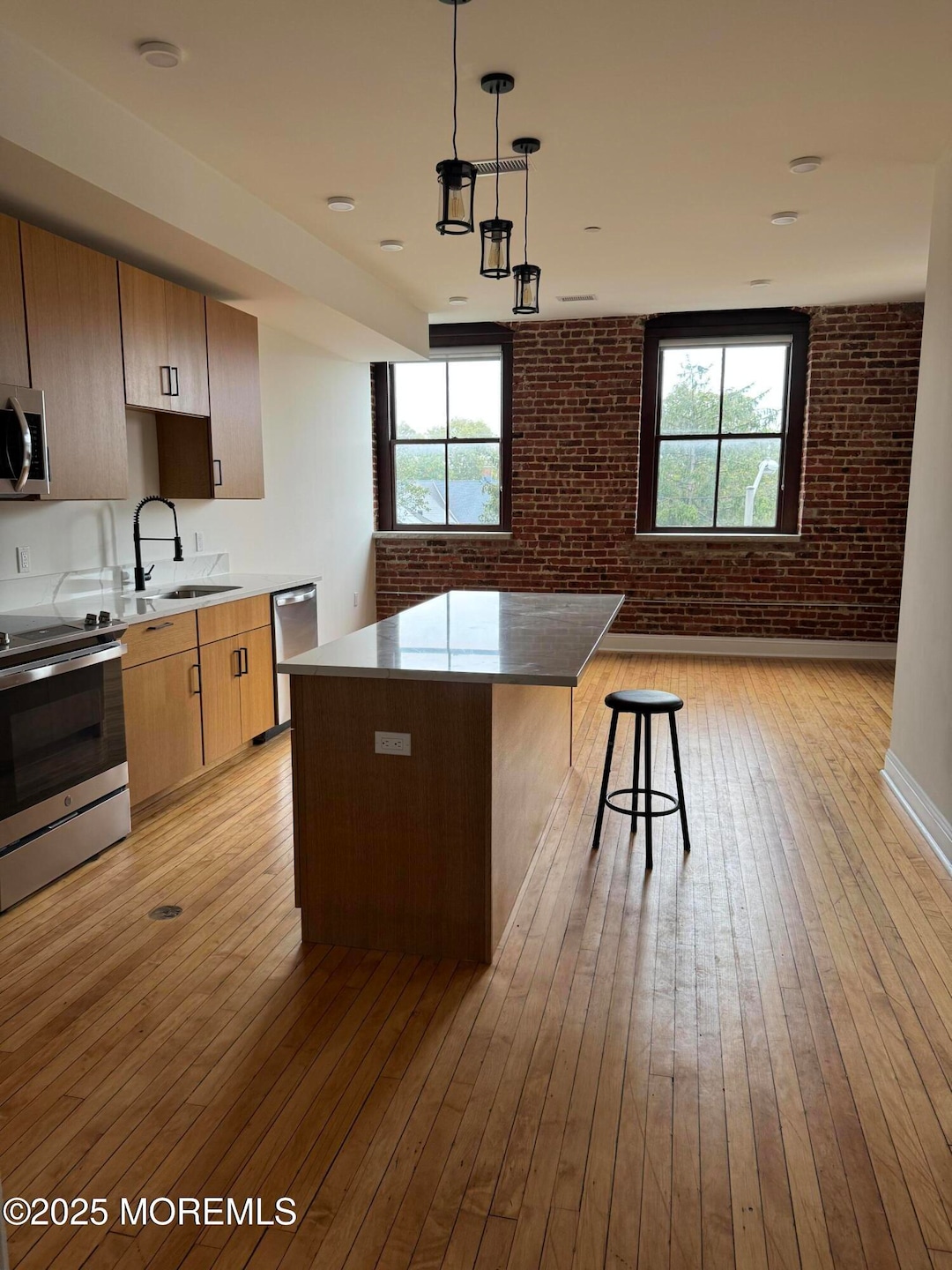 179 Chelsea Ave unit 404, Long Branch, NJ 07740 - photo 1