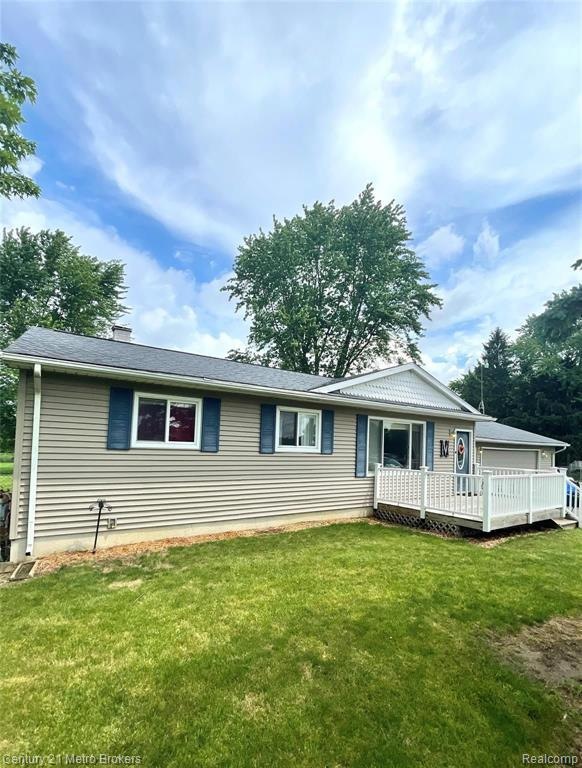 9130 Reid Rd, Swartz Creek, MI 48473 - photo 1