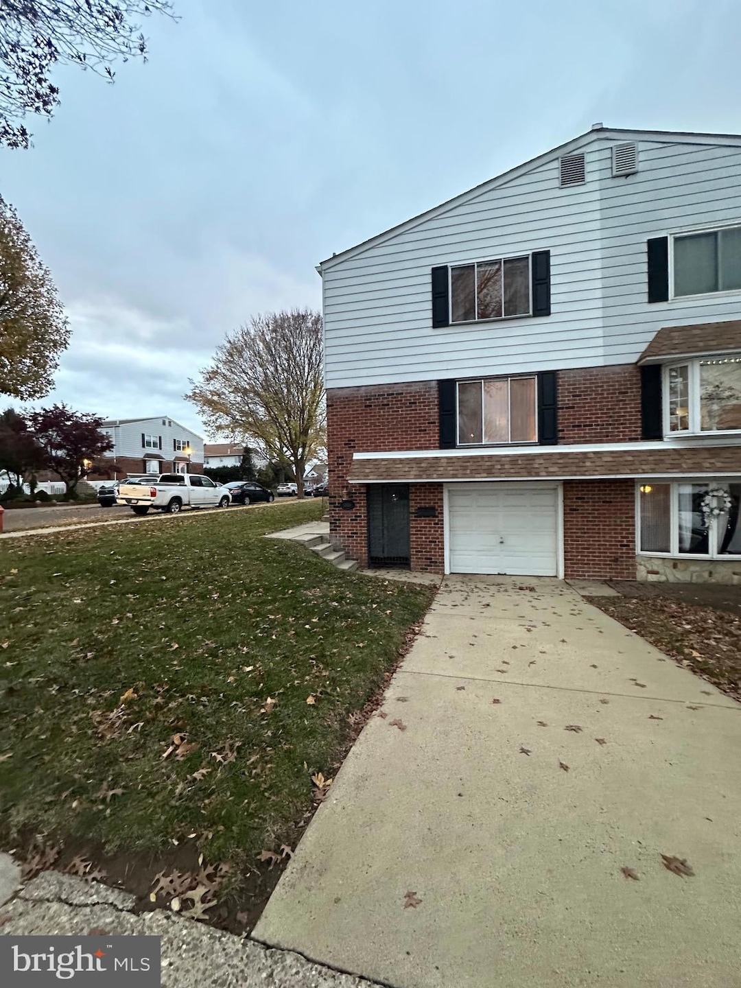 13020 Kelvin Ave, Philadelphia, PA 19116 - photo 1