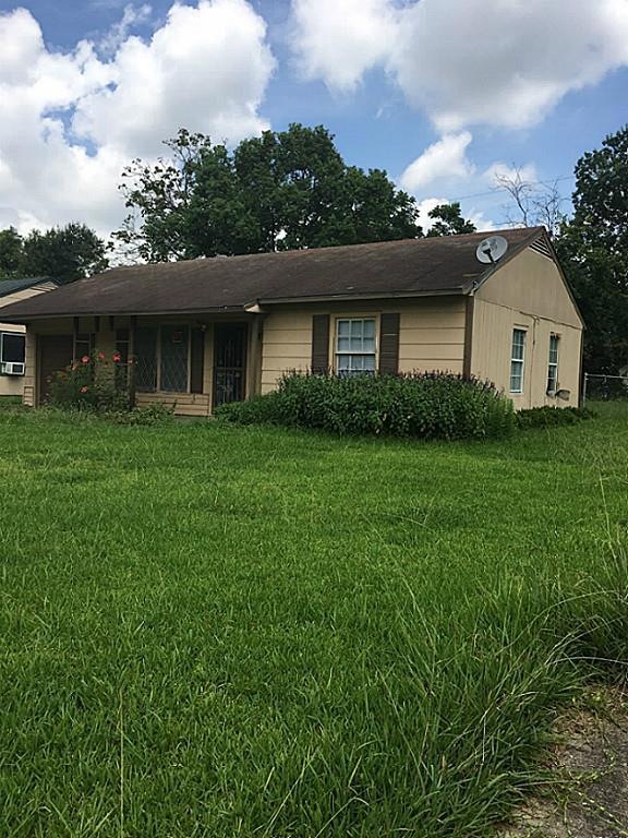 3935 Cosby St, Houston, TX 77021 - photo 1