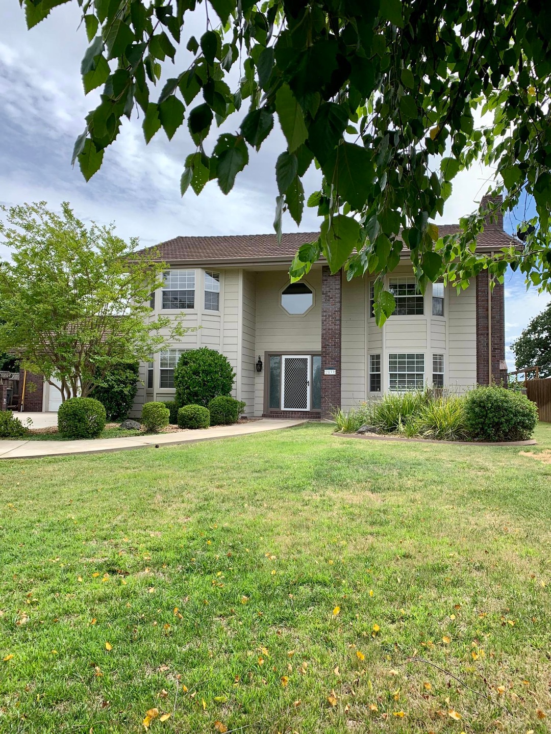 2833 Starlight Blvd, Redding, CA 96001 - photo 1