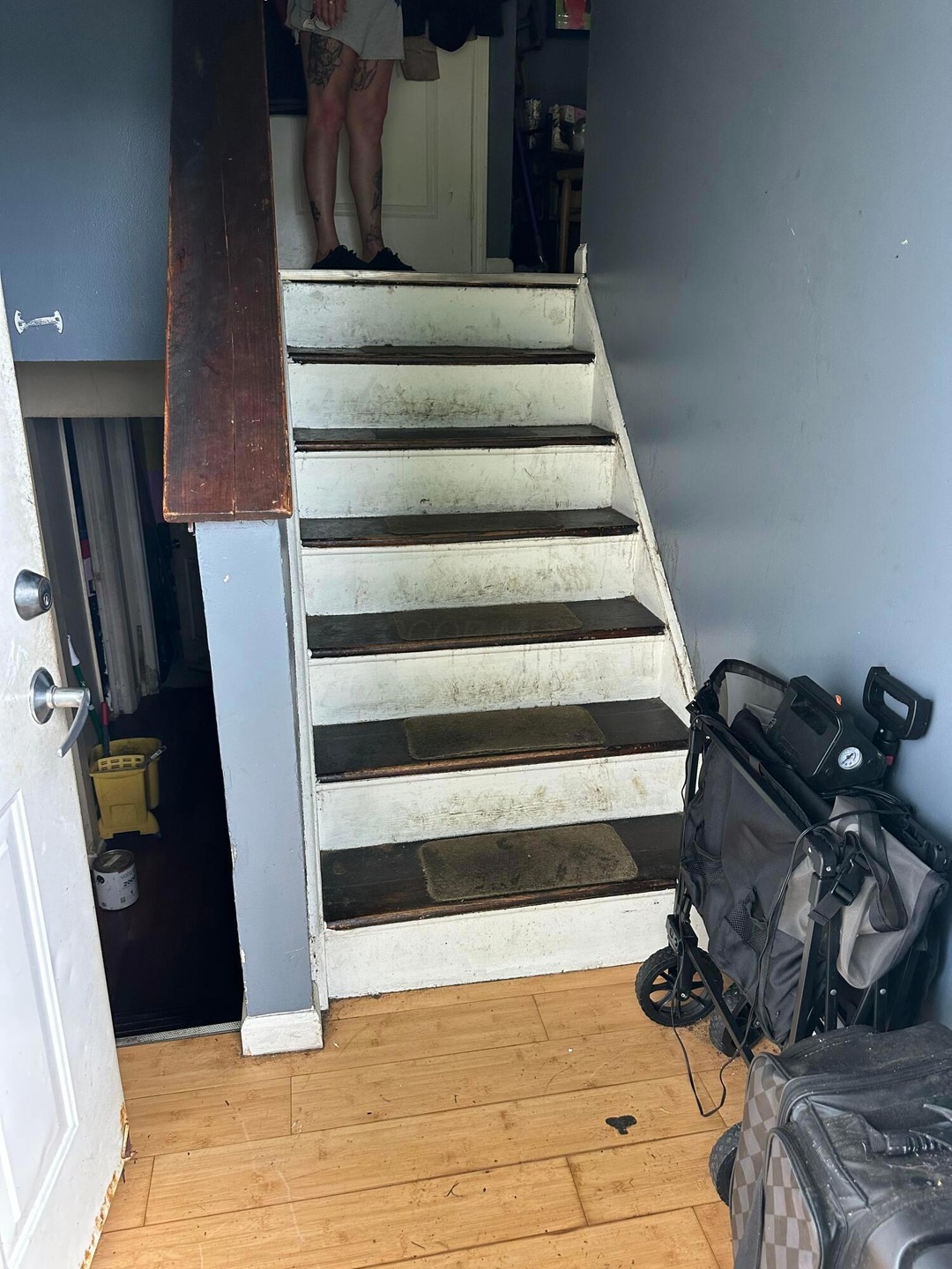 870 Allison Dr, Columbus, OH 43207 - photo 1