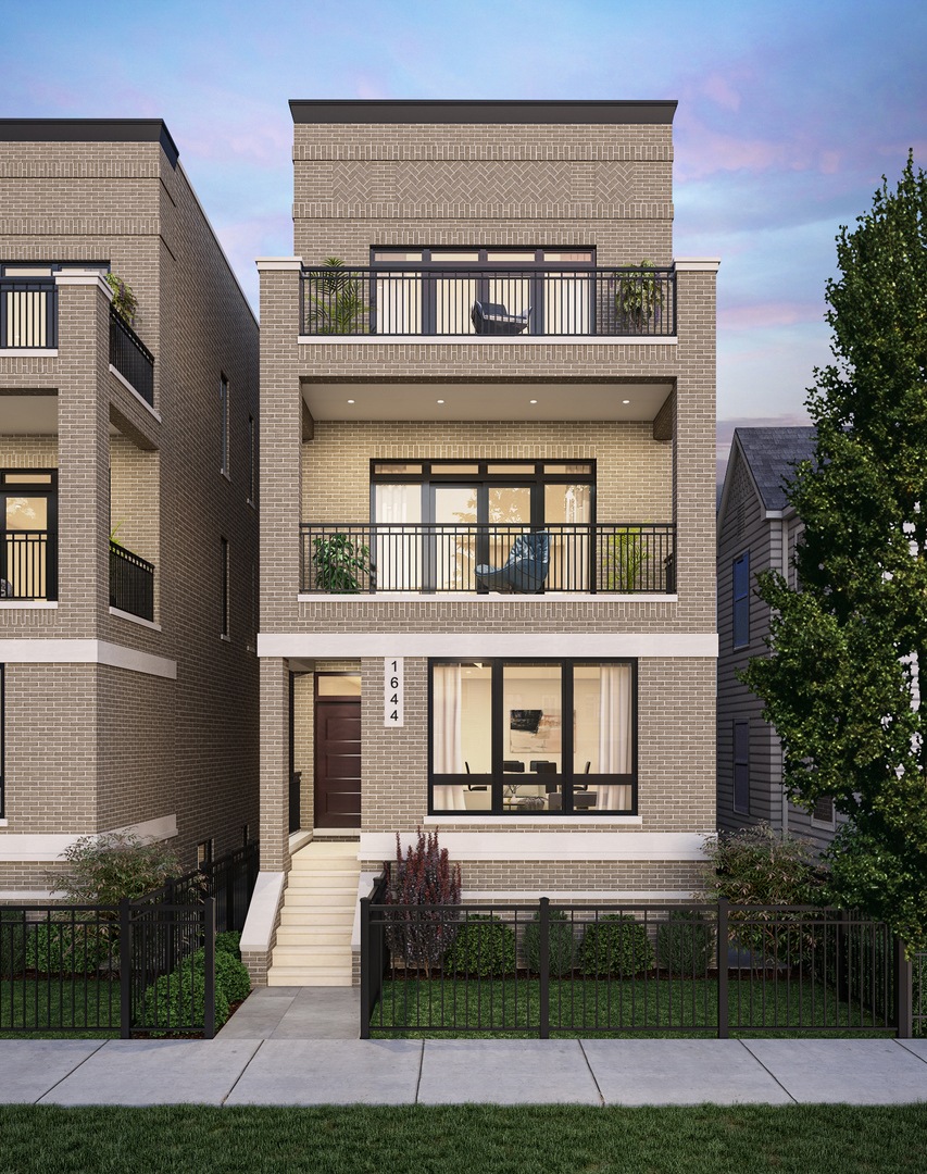 1644 W Diversey Pkwy unit 3, Chicago, IL 60614 - photo 1