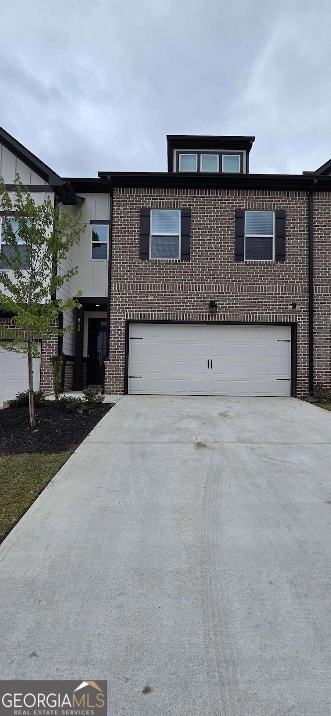 5728 Urban Village Way, Tucker, GA 30084 - photo 1