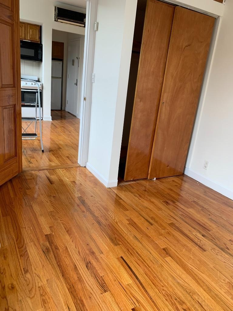 37-02 31st Ave unit 2RE, Long Island City, NY 11103 - photo 1