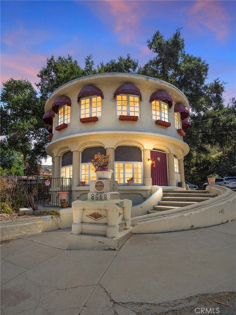 For Sale $799,997