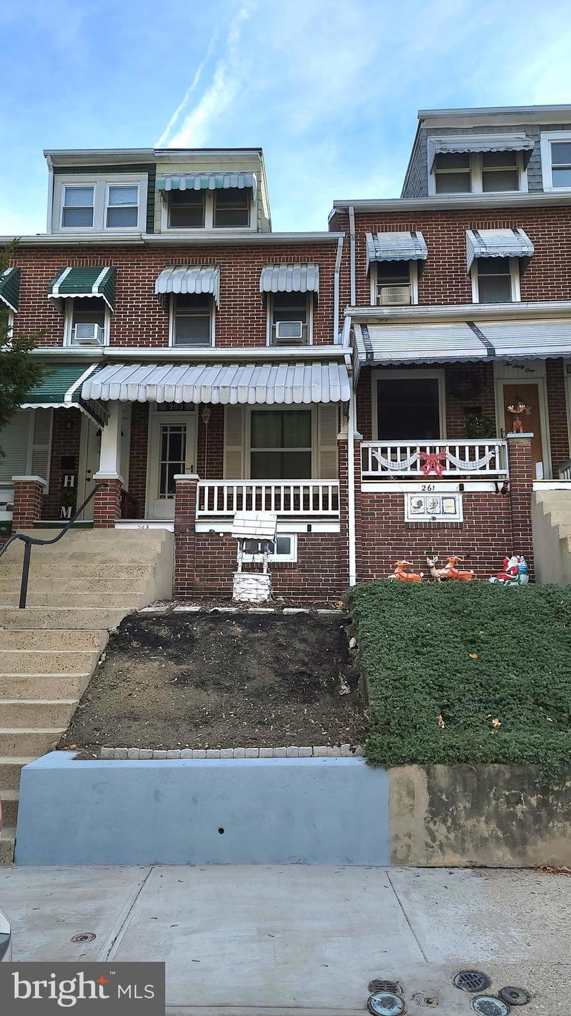 263 Linden St, Reading, PA 19604 - photo 1