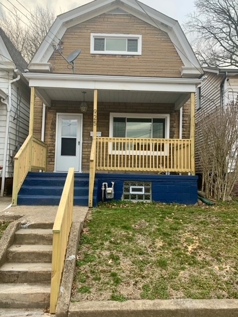 925 4th Ave, Beaver Falls, PA 15010 - photo 1