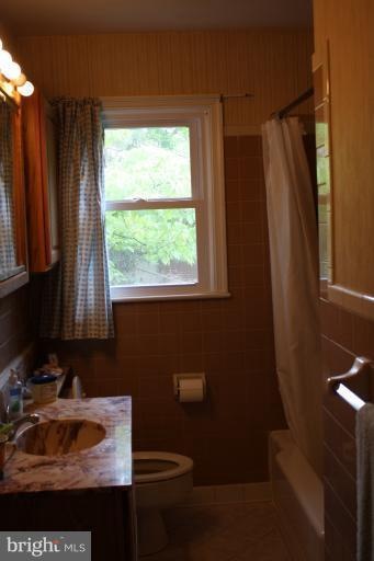 6620 Kirby Ct, Falls Church, VA 22043 - photo 1