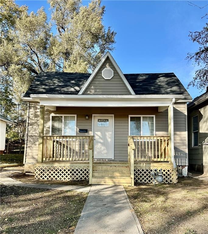 2013 Jones St, Saint Joseph, MO 64501 - photo 1