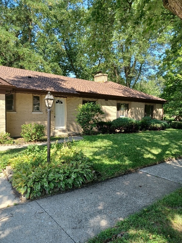 210 Maple Ln, Thornton, IL 60476 - photo 1