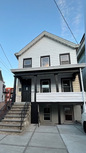 144 Waverly St unit 2, Yonkers, NY 10701 - photo 1