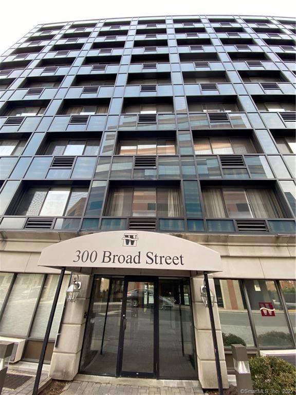 The Windemere unit 601, Stamford, CT 06902 - photo 1