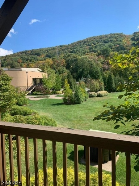 2 Chamonix Dr unit 423, Vernon, NJ 07462 - photo 1