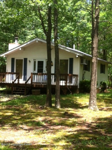 140 Brian Ln, Effort, PA 18330 - photo 1