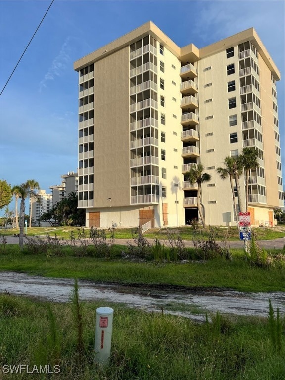 For Sale $485,000 • Co-Listing Agent