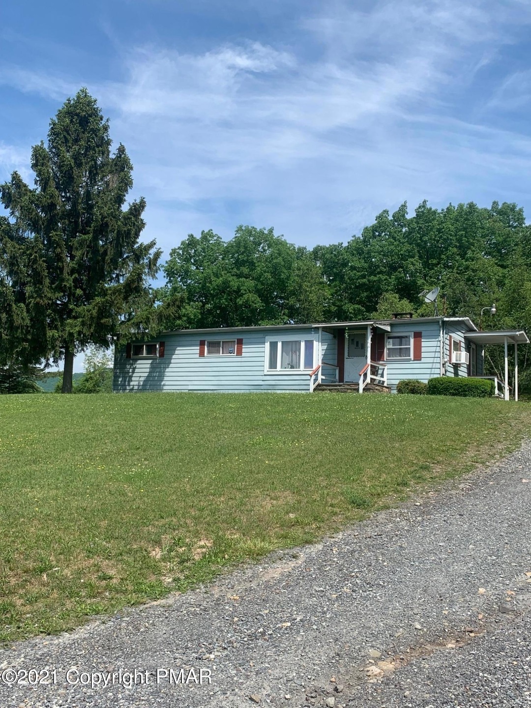 945 State Rd, Effort, PA 18330 - photo 1