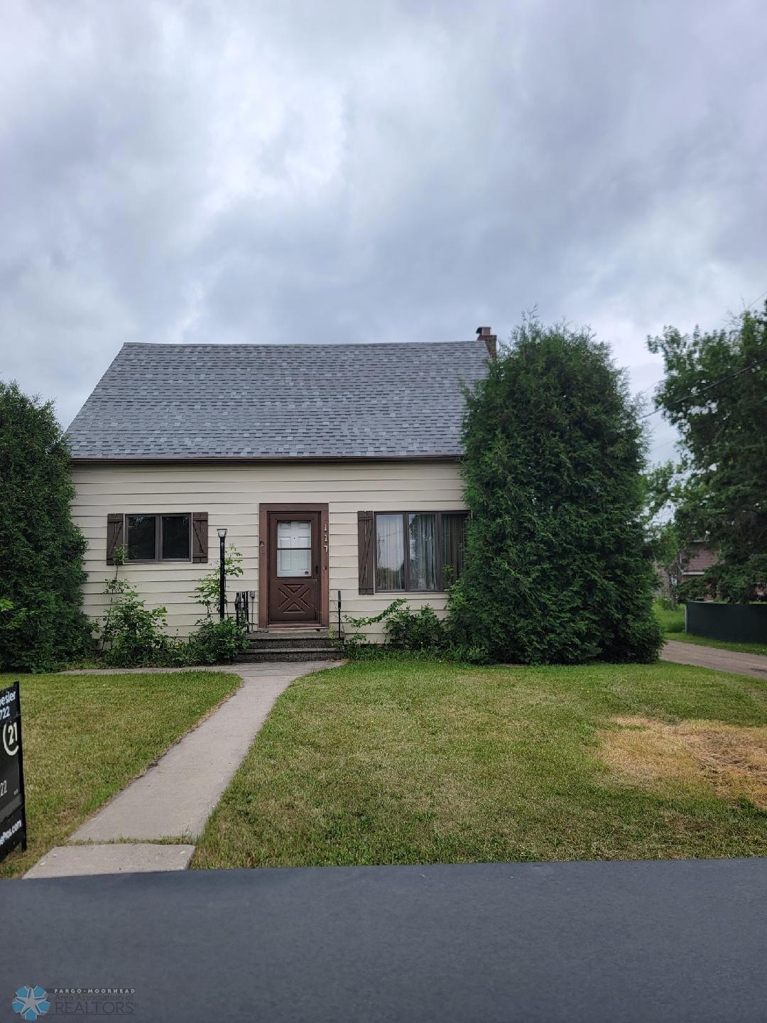 117 5th St W, Halstad, MN 56548 - photo 1