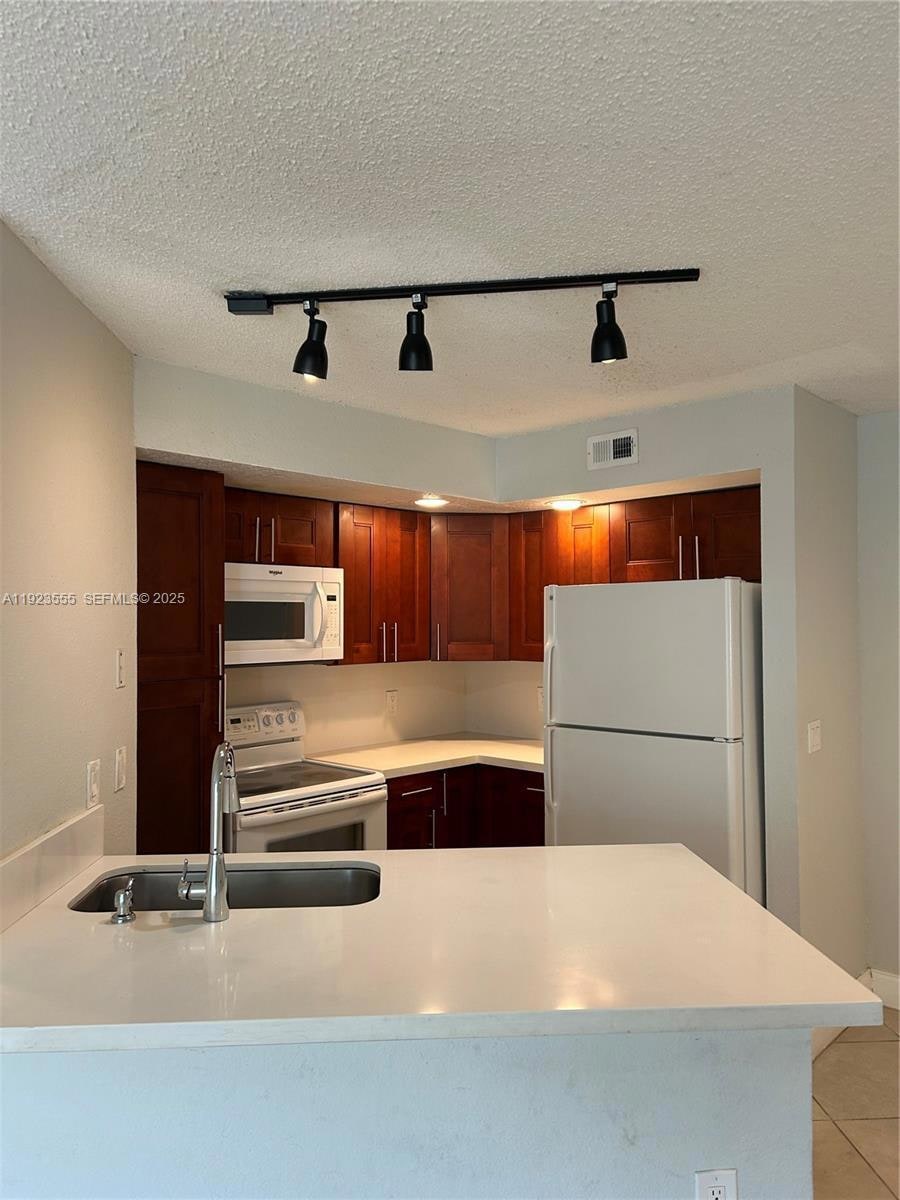 12980 Vista Isles Dr unit 312, Plantation, FL 33325 - photo 1