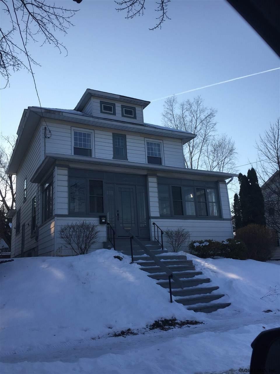 564 Mercer St, Albany, NY 12208 - photo 1