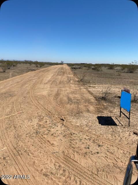 roadway.driveway