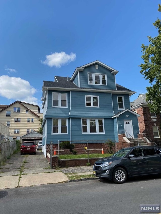 361 Osborne Terrace unit 363, Newark, NJ 07112 - photo 1