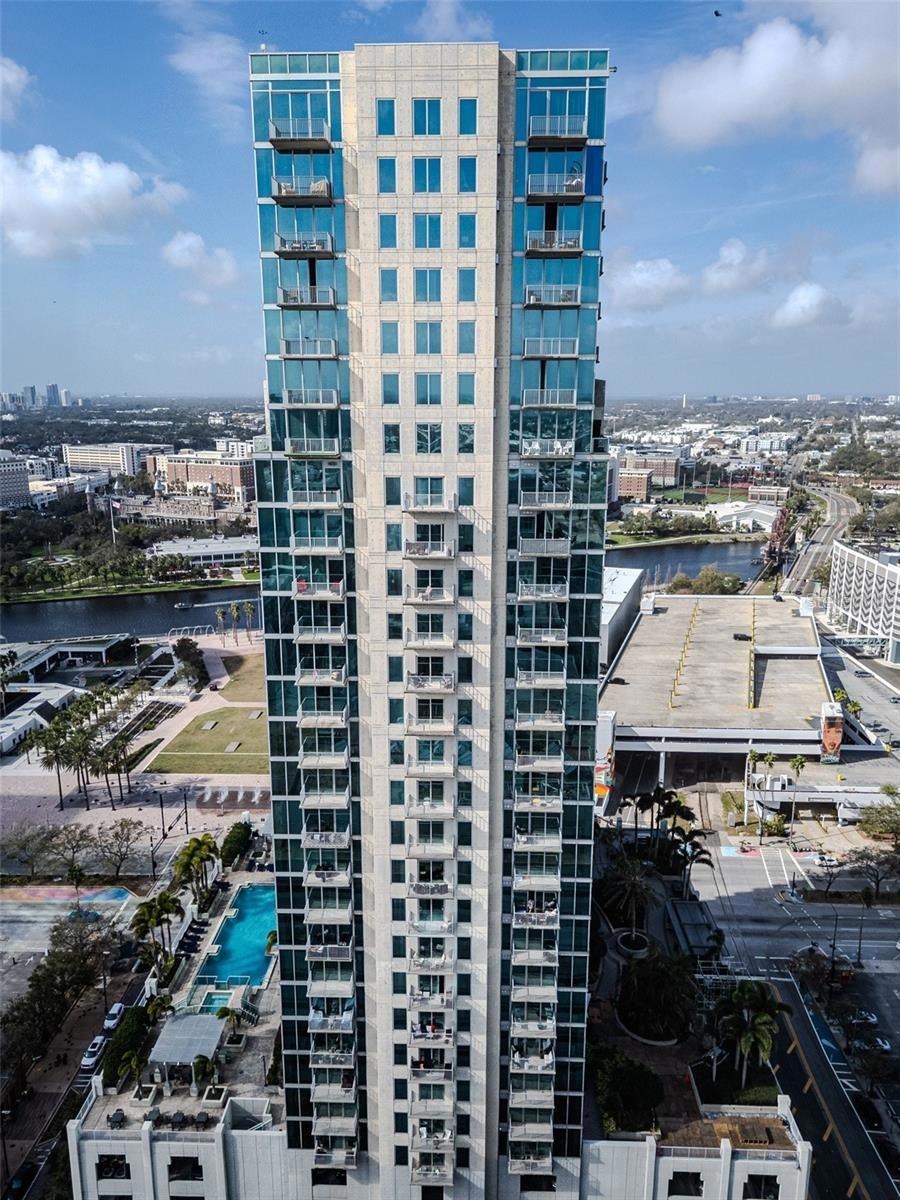 Skypoint Condominiums unit 2712, Tampa, FL 33602 - photo 1
