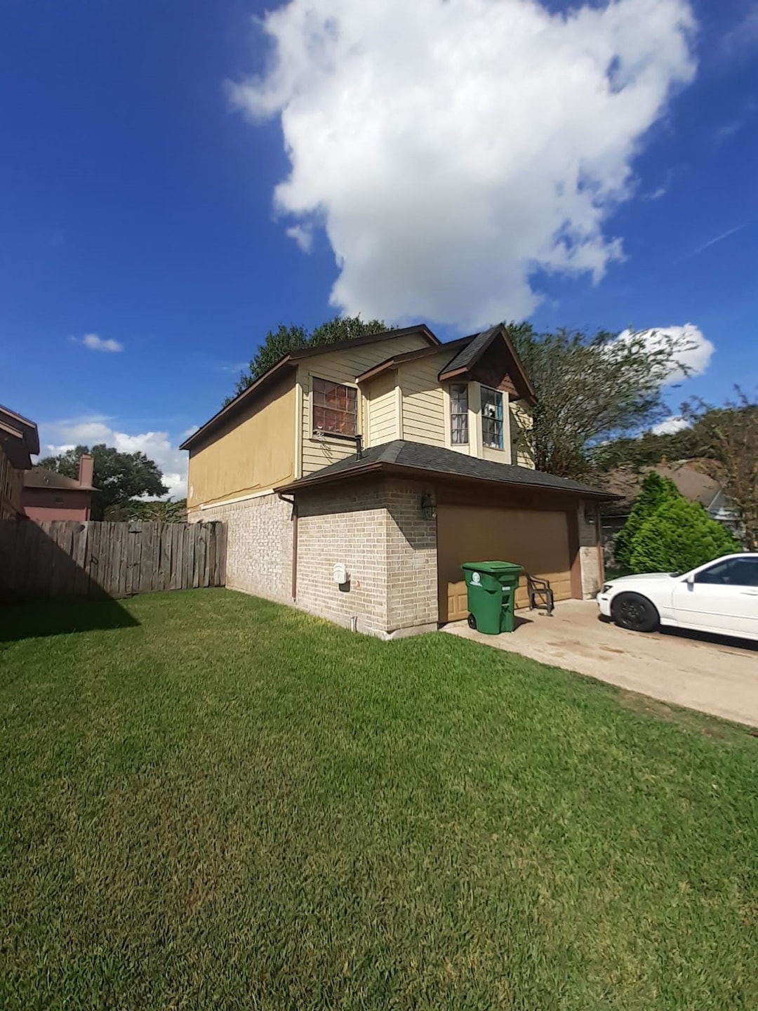 8819 Cold Lake Dr, Houston, TX 77088 - photo 1