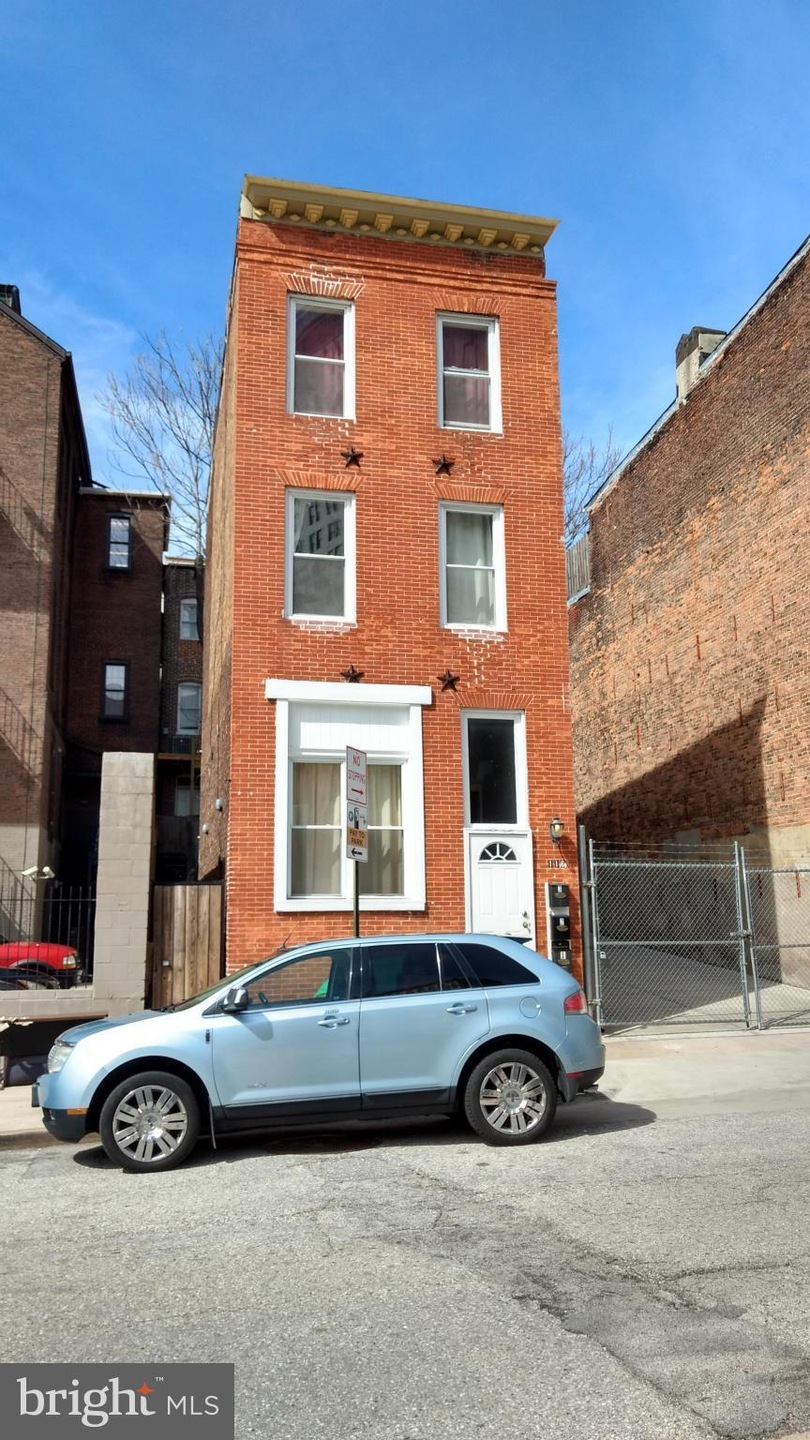 116 Clay St unit 2, Baltimore, MD 21201 - photo 1