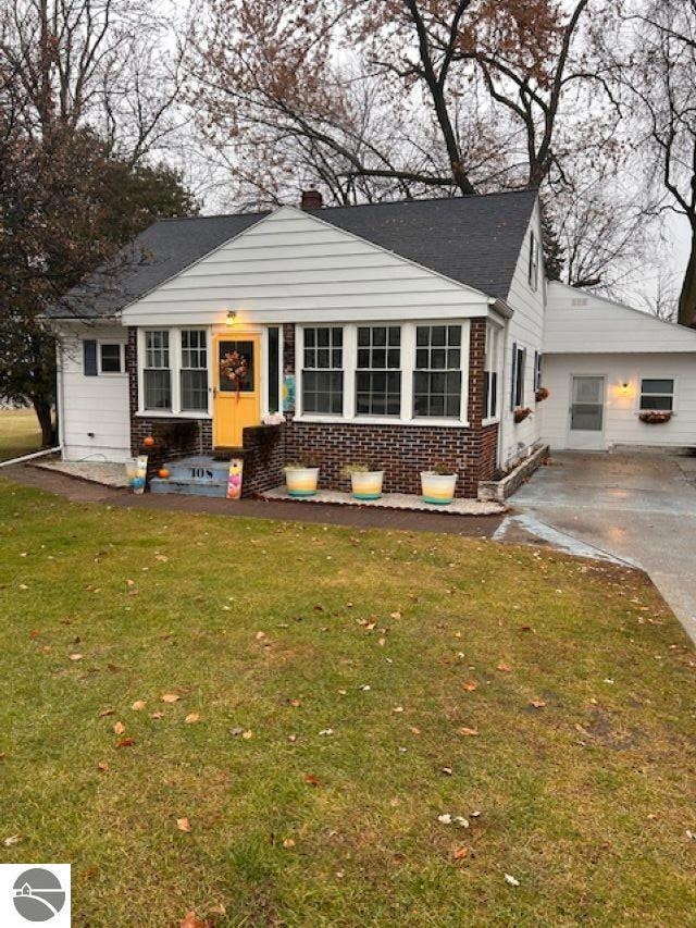 108 Davis St, Saint Louis, MI 48880 - photo 1