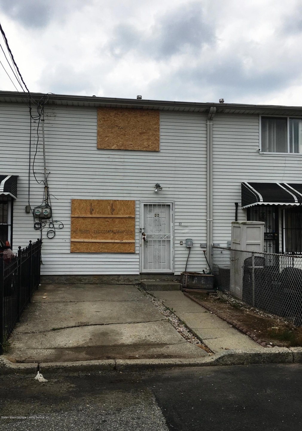 22 Susan Ct, Staten Island, NY 10304 - photo 1