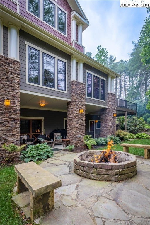 A relaxing outdoor retreat for enjoying those love