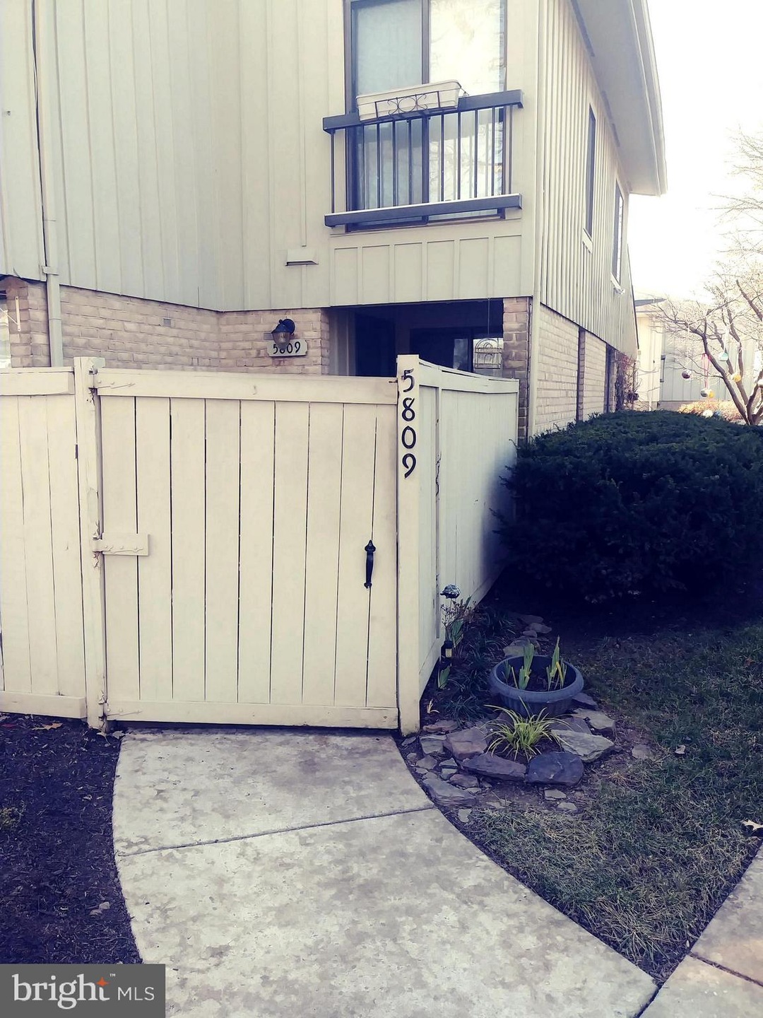 5809 Calico Ct, Columbia, MD 21044 - photo 1